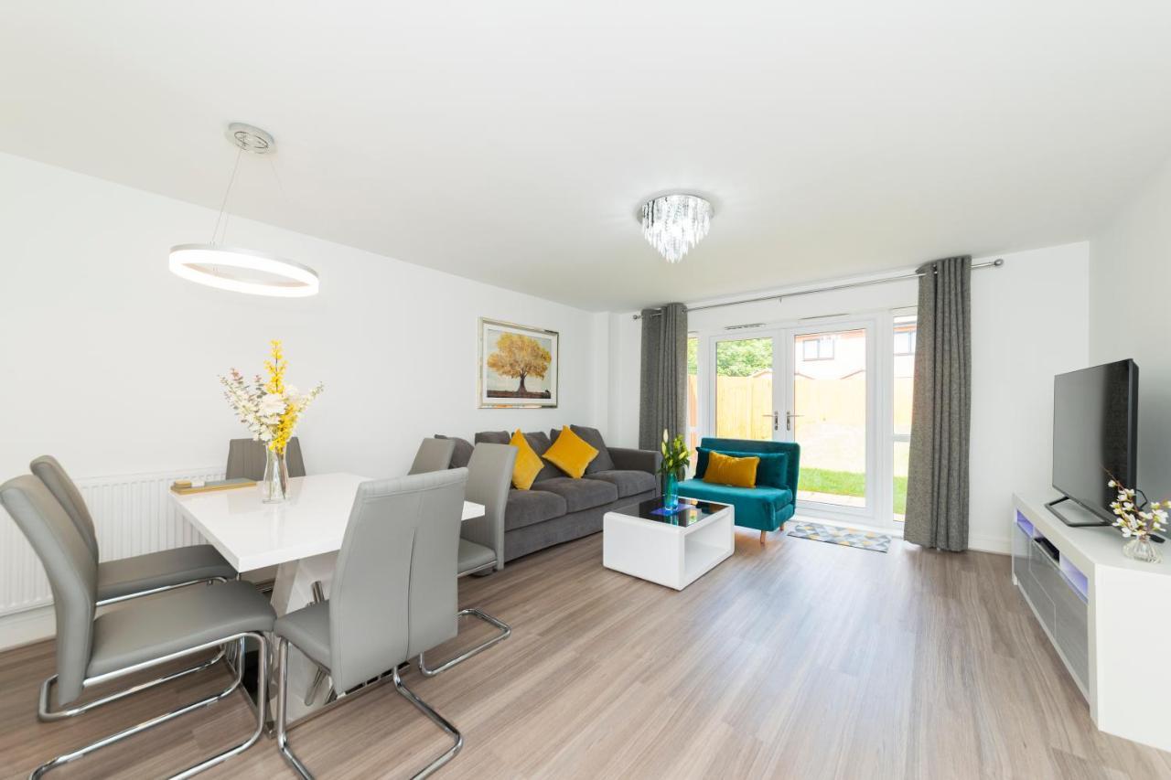 Greenfield Modern 3Br Home - Southcote Lane , Ридинг Экстерьер фото